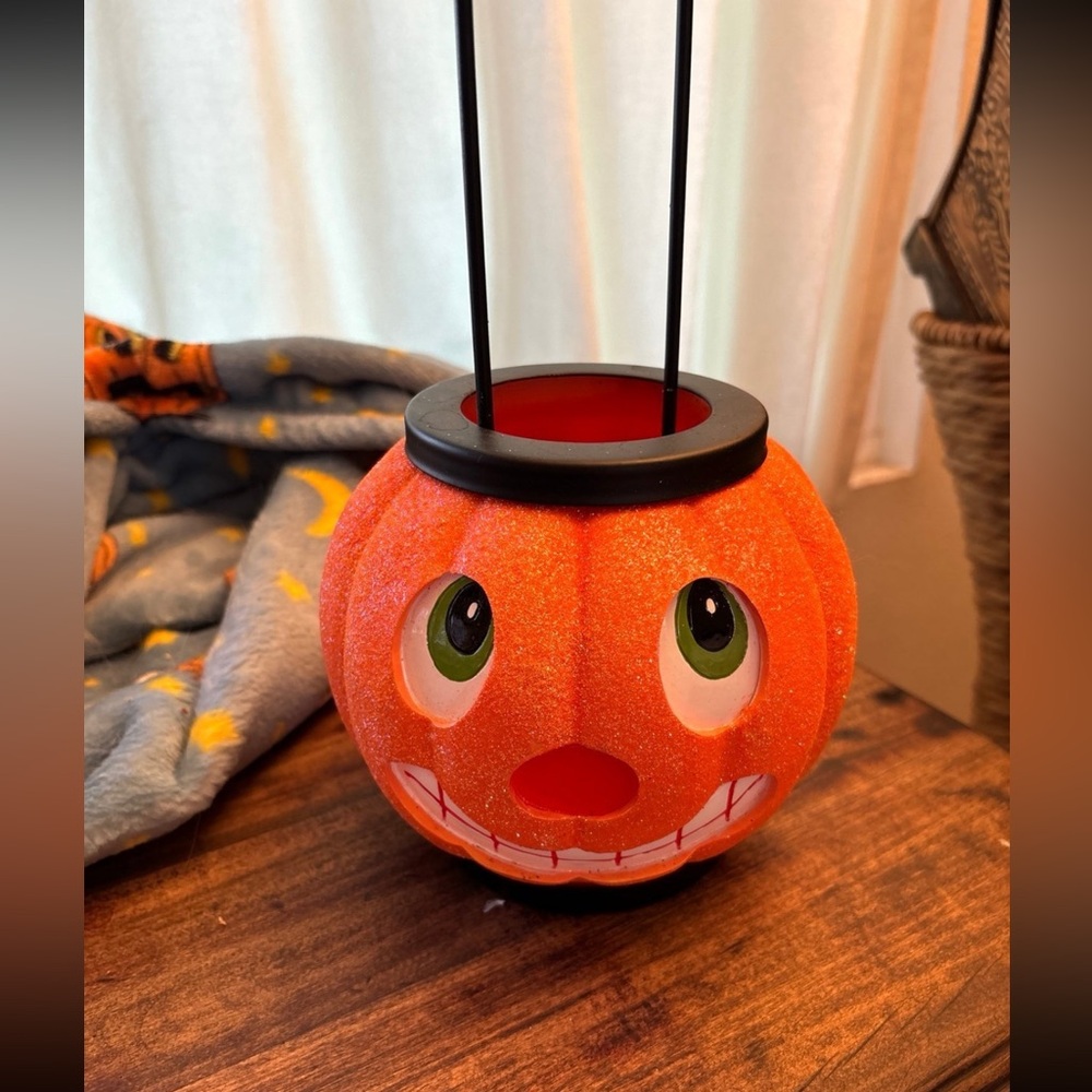 Illuminations Vintage Halloween Pumpkin Lantern, Hard to Find, #1